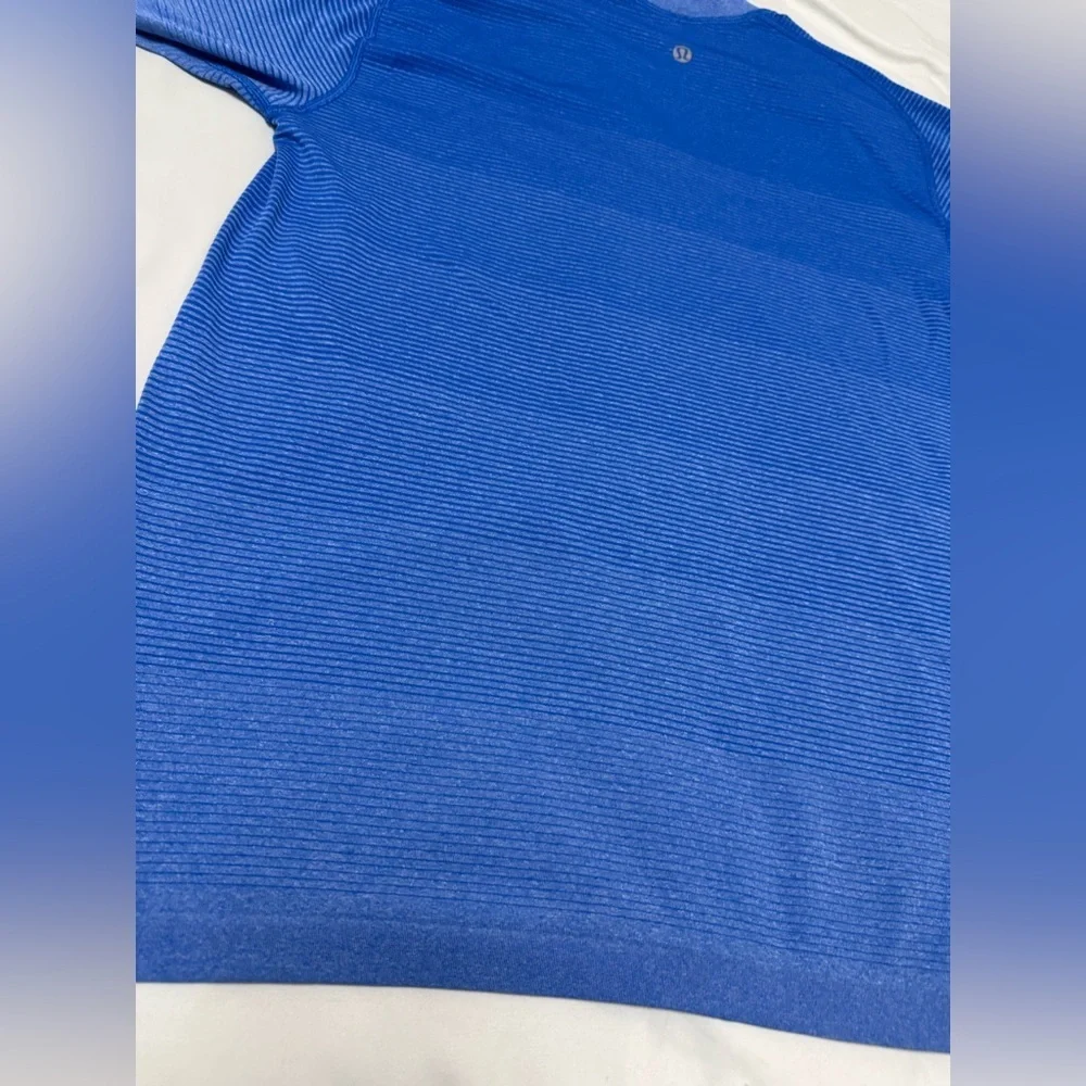 Lululemon Metal Vent Tech Short Sleeve - Picture 6 of 7